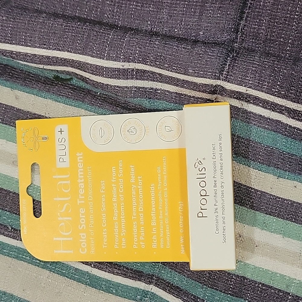 Herstat lip balm